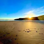 Lodge Lula Scarborough