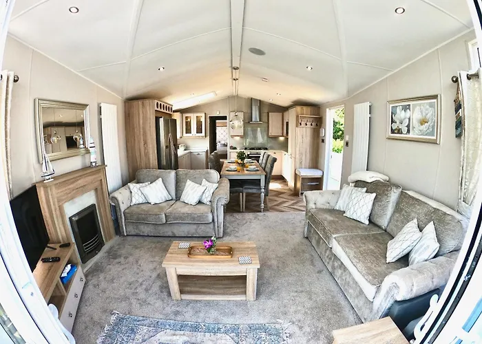 Lula Lodge Scarborough